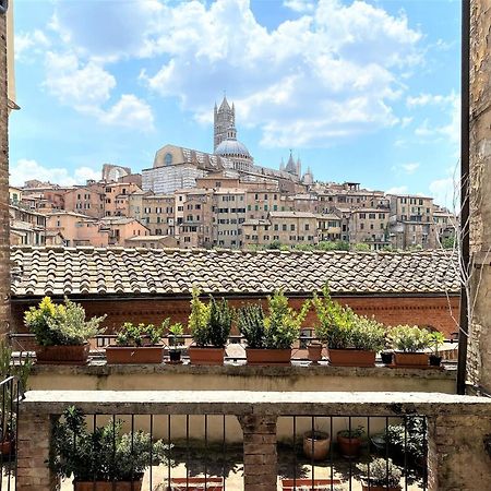 Camporegio 31- In Centro Con Vista Sul Duomo Siena Buitenkant foto