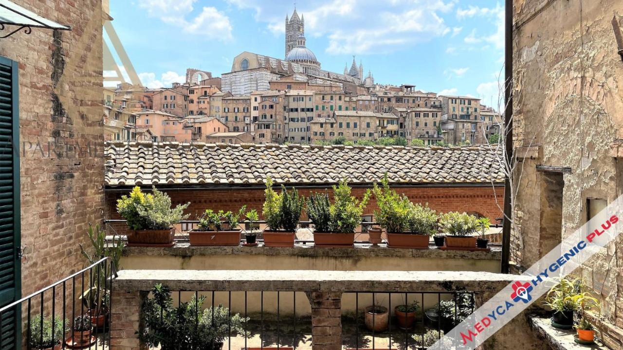Camporegio 31- In Centro Con Vista Sul Duomo Siena Buitenkant foto